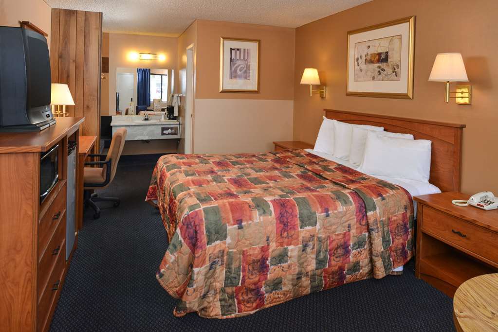 Americas Best Value Inn - Carson City Room photo
