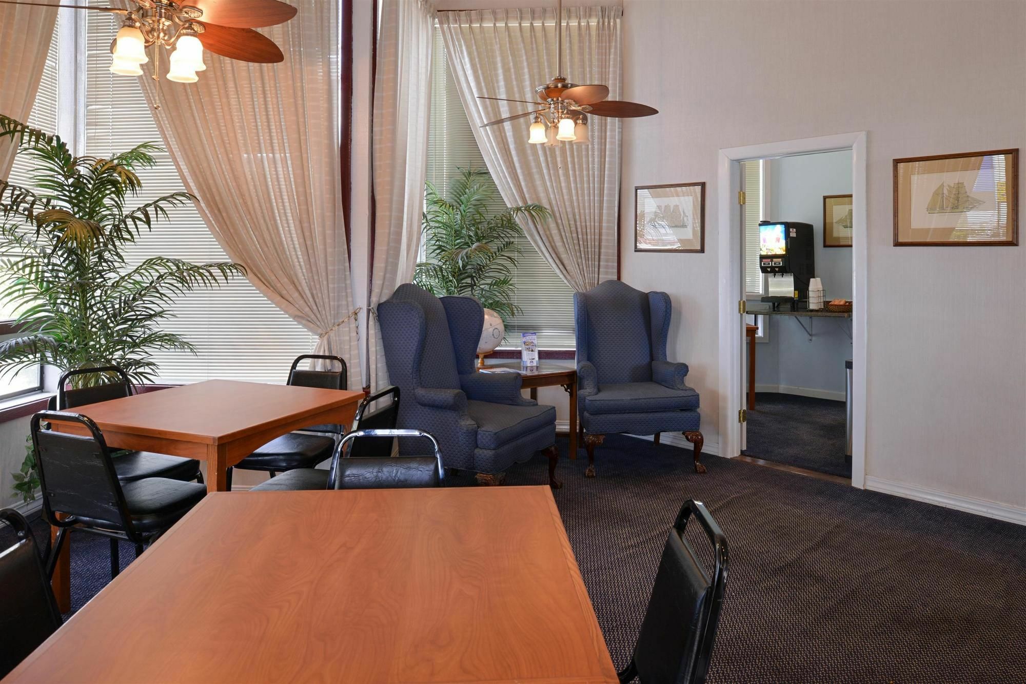 Americas Best Value Inn - Carson City Exterior photo